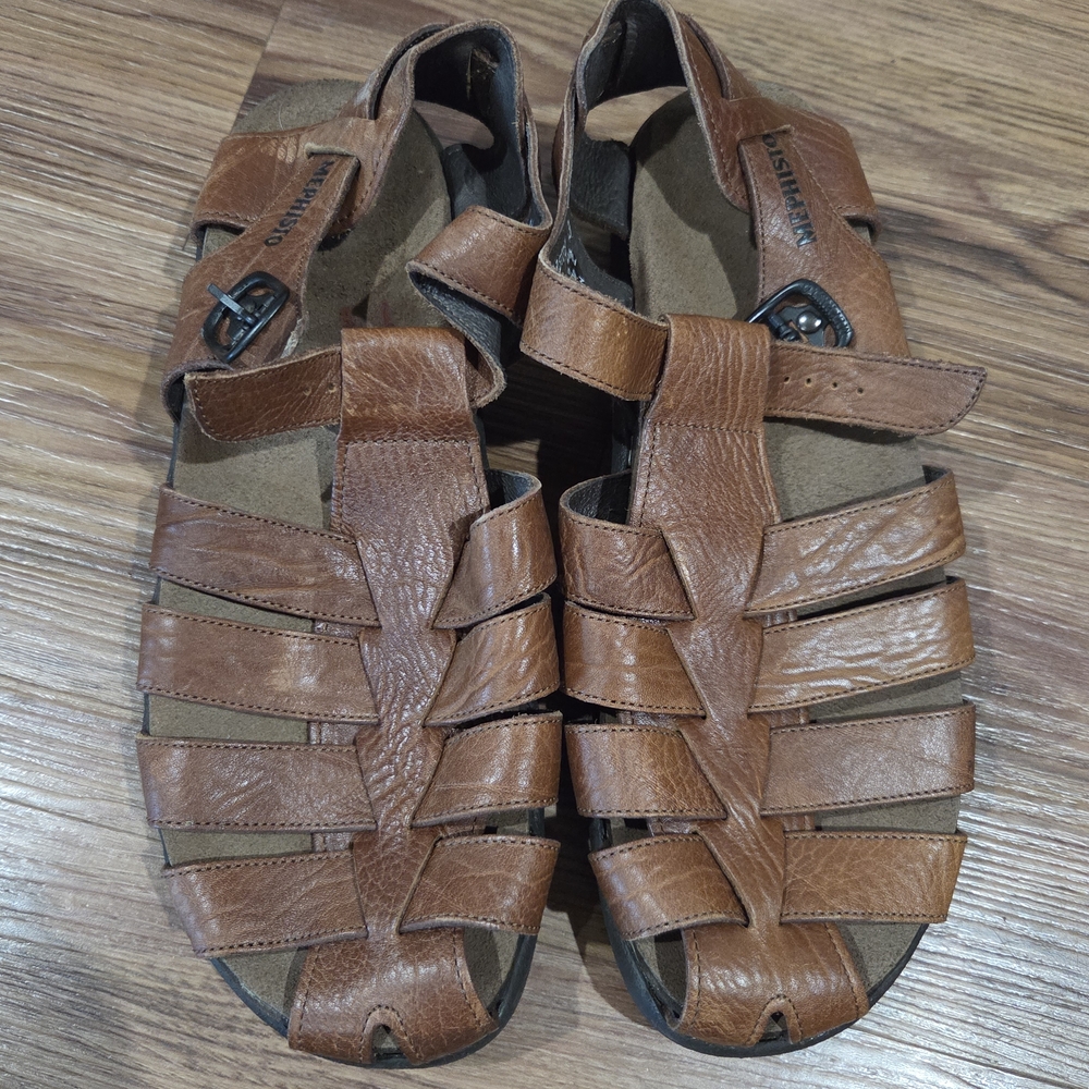 Mephisto Brown Leather Sandals Strappy Design